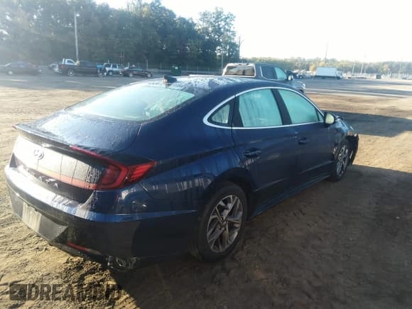 ✅ 2021 Hyundai Sonata SEL • VIN: 5NPEL4JA8MH104157 • Лот: 43206567. Опубликован ранее на IAAI с пробегом 18 783 миль. Бесплатный доступ к архиву аукционных продаж из США и подробный отчёт об истории автомобиля на DreamBid. Изображение 4.