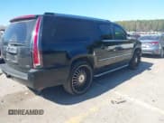 ✅ 2007 Cadillac Escalade ESV • VIN: 1GYFK66867R184719 • Lot: 43448794. Listed on IAAI with 269,170 mi. Free auction sales archive from the USA and detailed vehicle history report at DreamBid. Image 4.
