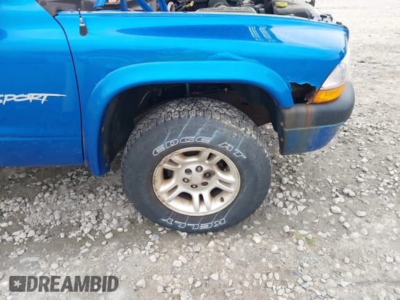 ✅ 2001 Dodge Dakota Sport • VIN: 1B7GG2AN91S214863 • Lot: 42440083. Wystawiony na IAAI z przebiegiem 191 698 mil. Bezpłatny archiwum sprzedaży aukcyjnych z USA i szczegółowy raport historii pojazdu na DreamBid. Zdjęcie 15.
