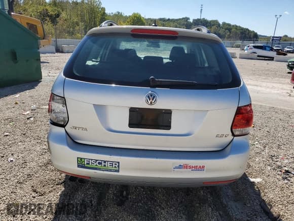 ✅ 2013 Volkswagen Jetta SE • VIN: 3VWPP7AJ3DM611103 • Lot: 85293185. Listed on Copart with 160,513 mi. Free auction sales archive from the USA and detailed vehicle history report at DreamBid. Image 6.