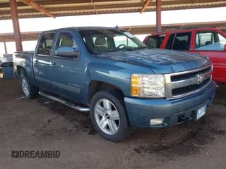 ✅ 2007 Chevrolet Silverado 1500 1LT • VIN: 2GCEK13M271506108 • Lot: 43561647. Listed on IAAI with 206,819 mi. Free auction sales archive from the USA and detailed vehicle history report at DreamBid. Image 1.