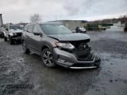 ✅ 2017 Nissan Rogue SL • VIN: JN8AT2MV8HW284567 • Lot: 91808285. Wystawiony na Copart z przebiegiem 88 710 mil. Bezpłatny archiwum sprzedaży aukcyjnych z USA i szczegółowy raport historii pojazdu na DreamBid. Zdjęcie 15.