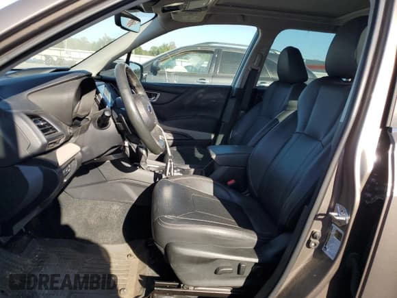 ✅ 2023 Subaru Forester Limited • VIN: JF2SKAPC1PH479941 • Lot: 82393785. Wystawiony na Copart z przebiegiem 82 488 mil. Bezpłatny archiwum sprzedaży aukcyjnych z USA i szczegółowy raport historii pojazdu na DreamBid. Zdjęcie 7.