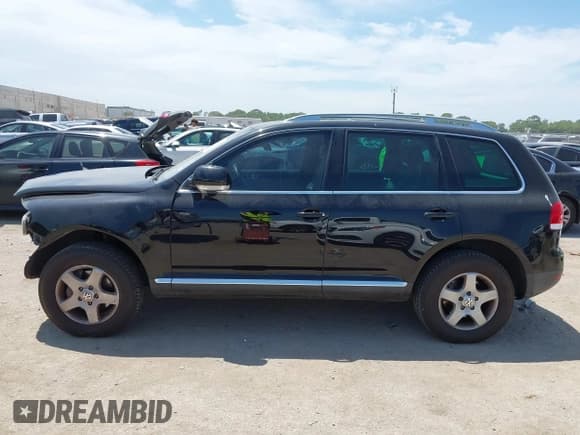 ✅ 2007 Volkswagen Touareg V6 • VIN: WVGZE77L47D016282 • Лот: 42802575. Опубликован ранее на IAAI с пробегом 121 947 миль. Бесплатный доступ к архиву аукционных продаж из США и подробный отчёт об истории автомобиля на DreamBid. Изображение 14.