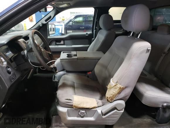 ✅ 2013 Ford F-150 XL • VIN: 1FTEX1EM5DFD12532 • Lot: 49835985. Wystawiony na Copart z przebiegiem 165 904 mil. Bezpłatny archiwum sprzedaży aukcyjnych z USA i szczegółowy raport historii pojazdu na DreamBid. Zdjęcie 7.