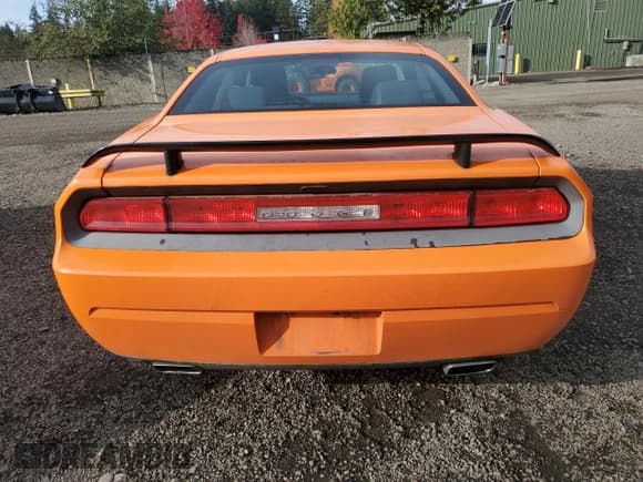 ✅ 2012 Dodge Challenger SXT • VIN: 2C3CDYAG0CH162193 • Lot: 80098064. Wystawiony na Copart z przebiegiem 131 082 mil. Bezpłatny archiwum sprzedaży aukcyjnych z USA i szczegółowy raport historii pojazdu na DreamBid. Zdjęcie 6.