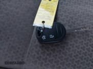 ✅ 2017 Ford Escape SE • VIN: 1FMCU9GD3HUA35646 • Lot: 43285904. Wystawiony na IAAI z przebiegiem Nie podano. Bezpłatny archiwum sprzedaży aukcyjnych z USA i szczegółowy raport historii pojazdu na DreamBid. Zdjęcie 11.