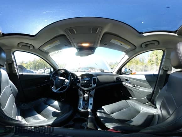 2015 Chevrolet Cruze LTZ с VIN 1G1PG5SB1F7251608, выставлен на аукционе IAAI как лот 43420021 с пробегом 203 880 миль миль и . История ставок и продаж доступна на DreamBid. Изображение 18.