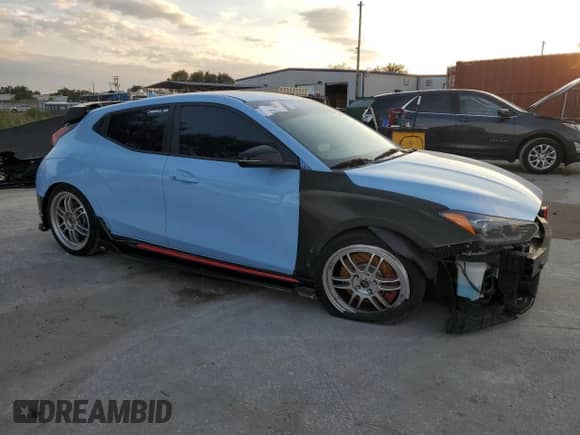 2020 Hyundai Veloster z VIN KMHT36AH7LU003899, wystawiony jako Copart lot #75538504 z przebiegiem 53 755 mil mil oraz Szkoda całkowita • Salvage title. Historia ofert i sprzedaży dostępna na DreamBid. Obrazek 4.