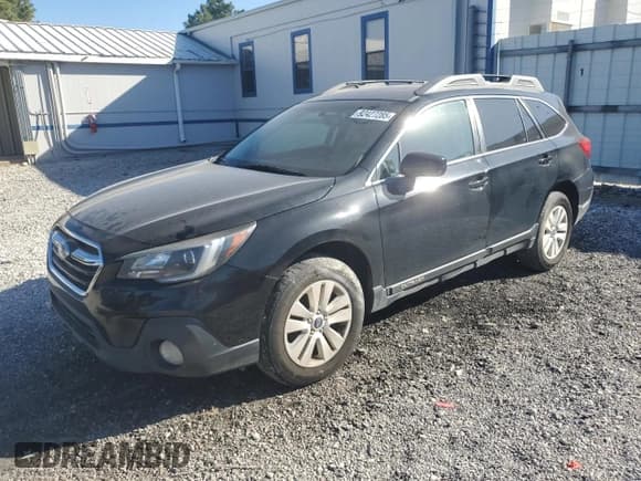 ✅ 2018 Subaru Outback Premium • VIN: 4S4BSADC0J3298204 • Лот: 92427285. Опубликован ранее на Copart с пробегом 165 497 миль. Бесплатный доступ к архиву аукционных продаж из США и подробный отчёт об истории автомобиля на DreamBid. Изображение 1.