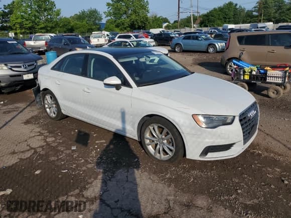 ✅ 2015 Audi A3 Premium • VIN: WAUAJGFF9F1069405 • Lot: 61944005. Listed on Copart with 57,370 mi. Free auction sales archive from the USA and detailed vehicle history report at DreamBid. Image 4.