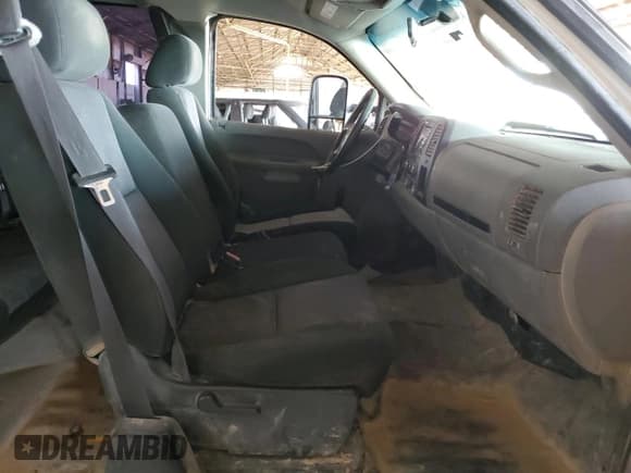 ✅ 2010 Chevrolet Silverado 1500 • VIN: 1GC5CVBG3AZ220914 • Лот: 58225265. Опубликован ранее на Copart с пробегом 333 231 миль. Бесплатный доступ к архиву аукционных продаж из США и подробный отчёт об истории автомобиля на DreamBid. Изображение 7.