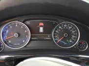 ✅ 2012 Volkswagen Touareg Lux • VIN: WVGEF9BP2CD011836 • Lot: 67299045. Wystawiony na Copart z przebiegiem 99 679 mil. Bezpłatny archiwum sprzedaży aukcyjnych z USA i szczegółowy raport historii pojazdu na DreamBid. Zdjęcie 9.