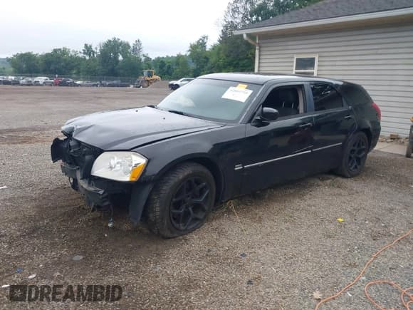 ✅ 2005 Dodge Magnum RT • VIN: 2D8GV58275H670202 • Lot: 42663710. Listed on IAAI with 94,986 mi. Free auction sales archive from the USA and detailed vehicle history report at DreamBid. Image 2.