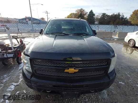 ✅ 2010 Chevrolet Silverado 1500 LT • VIN: 1GCSKSE37AZ121719 • Lot: 43668501. Listed on IAAI with 190,155 mi. Free auction sales archive from the USA and detailed vehicle history report at DreamBid. Image 12.