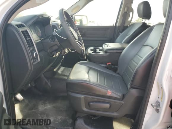 ✅ 2021 Ram 1500 Express • VIN: 3C6RR7KT0MG536128 • Lot: 84605945. Listed on Copart with 71,992 mi. Free auction sales archive from the USA and detailed vehicle history report at DreamBid. Image 7.
