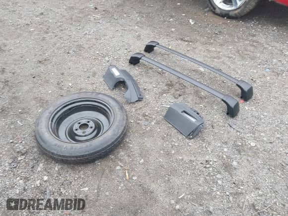 2025 Hyundai Santa Fe SEL with VIN 5NMP24GL4SH124677, listed as a IAAI auction lot 43280053 with 3,956 mi miles and . Bid and sale history available at DreamBid. Image 19.