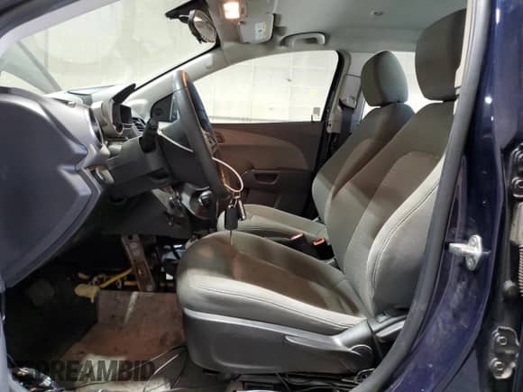 2015 Chevrolet Sonic LS with VIN 1G1JA6SG3F4114311, listed as a Copart auction lot 84742035 with 145,773 mi miles and Salvage title. Bid and sale history available at DreamBid. Image 7.