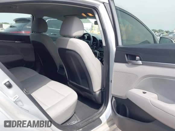 2018 Hyundai Elantra SEL z VIN 5NPD84LF6JH377163, wystawiony jako IAAI lot #43147317 z przebiegiem 147 969 mil mil oraz . Historia ofert i sprzedaży dostępna na DreamBid. Obrazek 8.