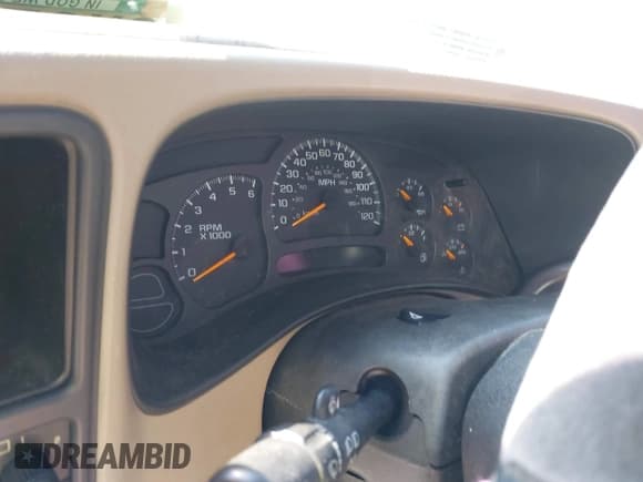 ✅ 2003 Chevrolet Suburban LS • VIN: 3GNEC16Z83G177914 • Лот: 41640705. Опубликован ранее на IAAI с пробегом Не указан. Бесплатный доступ к архиву аукционных продаж из США и подробный отчёт об истории автомобиля на DreamBid. Изображение 7.