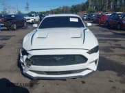 ✅ 2018 Ford Mustang EcoBoost • VIN: 1FA6P8THXJ5144641 • Lot: 43678072. Wystawiony na IAAI z przebiegiem 64 709 mil. Bezpłatny archiwum sprzedaży aukcyjnych z USA i szczegółowy raport historii pojazdu na DreamBid. Zdjęcie 12.
