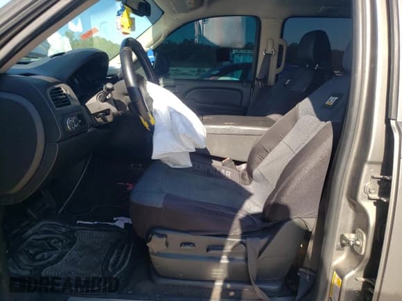 ✅ 2008 Chevrolet Suburban LTZ • VIN: 1GNFC16098R257462 • Lot: 74720864. Wystawiony na Copart z przebiegiem 290 336 mil. Bezpłatny archiwum sprzedaży aukcyjnych z USA i szczegółowy raport historii pojazdu na DreamBid. Zdjęcie 7.