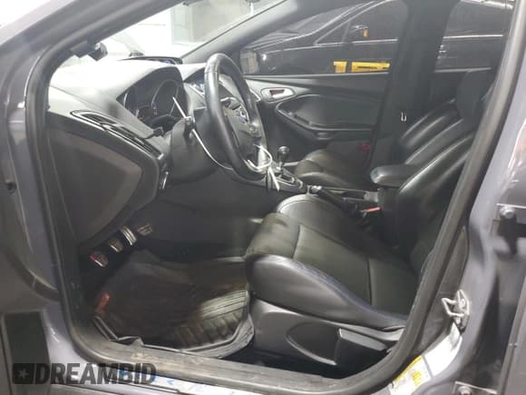 ✅ 2016 Ford Focus RS • VIN: WF0DP3TH2G4113626 • Lot: 57446695. Listed on Copart with 83,142 mi. Free auction sales archive from the USA and detailed vehicle history report at DreamBid. Image 7.