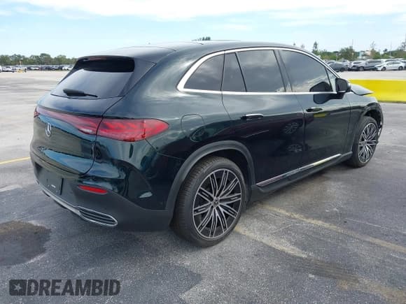 ✅ 2023 Mercedes-Benz EQE 500 • VIN: 4JGGM2CB8PA009184 • Lot: 43571742. Wystawiony na IAAI z przebiegiem 16 692 mil. Bezpłatny archiwum sprzedaży aukcyjnych z USA i szczegółowy raport historii pojazdu na DreamBid. Zdjęcie 4.