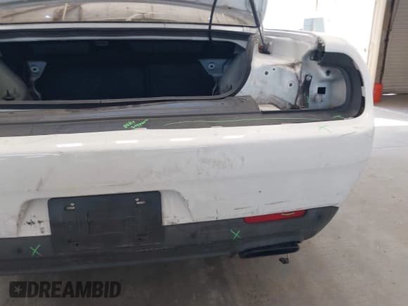 ✅ 2016 Dodge Challenger SRT Hellcat • VIN: 2C3CDZC99GH200224 • Lot: 43442618. Wystawiony na IAAI z przebiegiem 56 715 mil. Bezpłatny archiwum sprzedaży aukcyjnych z USA i szczegółowy raport historii pojazdu na DreamBid. Zdjęcie 6.