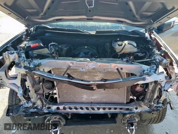 ✅ 2025 GMC Sierra 1500 Denali • VIN: 1GTUUGEL7SZ155175 • Лот: 71196275. Опубликован ранее на Copart с пробегом 22 822 миль. Бесплатный доступ к архиву аукционных продаж из США и подробный отчёт об истории автомобиля на DreamBid. Изображение 11.