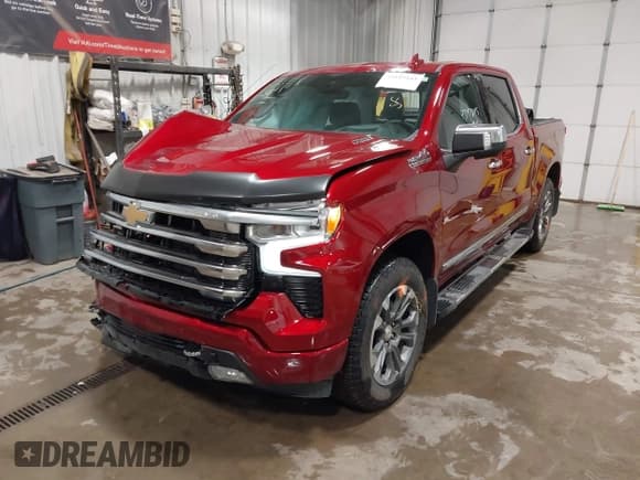 ✅ 2024 Chevrolet Silverado 1500 High Country • VIN: 1GCUDJE83RZ272867 • Лот: 43197245. Опубликован ранее на IAAI с пробегом 11 491 миль. Бесплатный доступ к архиву аукционных продаж из США и подробный отчёт об истории автомобиля на DreamBid. Изображение 2.