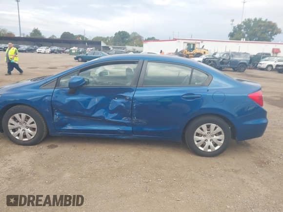 ✅ 2012 Honda Civic LX • VIN: 19XFB2F50CE023194 • Лот: 43454124. Опубликован ранее на IAAI с пробегом 139 676 миль. Бесплатный доступ к архиву аукционных продаж из США и подробный отчёт об истории автомобиля на DreamBid. Изображение 14.