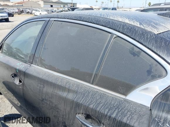 ✅ 2016 Infiniti Q50 Premium • VIN: JN1CV7AP6GM200194 • Lot: 42559743. Wystawiony na IAAI z przebiegiem 98 515 mil. Bezpłatny archiwum sprzedaży aukcyjnych z USA i szczegółowy raport historii pojazdu na DreamBid. Zdjęcie 15.