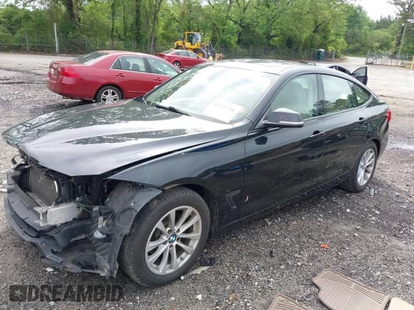 ✅ 2014 BMW 3 Series 328i Gran Turismo xDrive • VIN: WBA3X5C5XED556214 • Лот: 42123796. Опубликован ранее на IAAI с пробегом 102 159 миль. Бесплатный доступ к архиву аукционных продаж из США и подробный отчёт об истории автомобиля на DreamBid. Изображение 17.