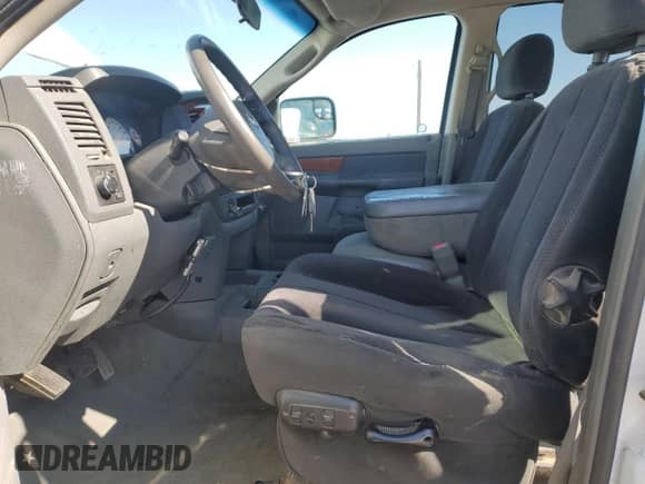 2006 Dodge 3500 Laramie z VIN 3D7LX39C16G170806, wystawiony jako Copart lot #51238065 z przebiegiem 368 436 mil mil oraz Czysty tytuł • Clean title. Historia ofert i sprzedaży dostępna na DreamBid. Obrazek 7.