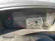 2002 Hyundai Elantra GLS z VIN KMHDN45D62U305242, wystawiony jako Copart lot #74677914 z przebiegiem 151 933 mil mil oraz Szkoda całkowita • Salvage title. Historia ofert i sprzedaży dostępna na DreamBid. Obrazek 9.