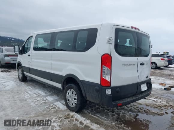 ✅ 2024 Ford Transit Passenger XL • VIN: 1FBAX2Y82RKA81076 • Lot: 41632808. Wystawiony na IAAI z przebiegiem 12 438 mil. Bezpłatny archiwum sprzedaży aukcyjnych z USA i szczegółowy raport historii pojazdu na DreamBid. Zdjęcie 3.
