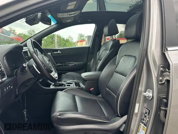 ✅ 2021 Kia Sportage SX Turbo • VIN: KNDPRCA68M7848519 • Lot: 59275655. Wystawiony na Copart z przebiegiem 84 534 mil. Bezpłatny archiwum sprzedaży aukcyjnych z USA i szczegółowy raport historii pojazdu na DreamBid. Zdjęcie 10.