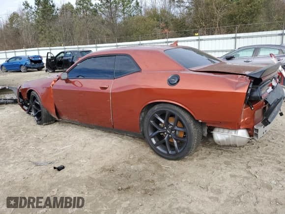 ✅ 2020 Dodge Challenger GT • VIN: 2C3CDZJG6LH176959 • Lot: 39811584. Wystawiony na Copart z przebiegiem 32 103 mil. Bezpłatny archiwum sprzedaży aukcyjnych z USA i szczegółowy raport historii pojazdu na DreamBid. Zdjęcie 2.