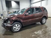 ✅ 2002 Mercedes-Benz M 320/430/500 • VIN: 4JGAB75E72A323840 • Lot: 75729384. Wystawiony na Copart z przebiegiem 122 811 mil. Bezpłatny archiwum sprzedaży aukcyjnych z USA i szczegółowy raport historii pojazdu na DreamBid. Zdjęcie 1.