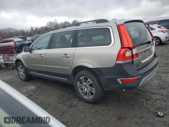 ✅ 2015 Volvo XC70 • VIN: YV4940NC2F1201493 • Лот: 48339955. Опубликован ранее на Copart с пробегом 113 815 миль. Бесплатный доступ к архиву аукционных продаж из США и подробный отчёт об истории автомобиля на DreamBid. Изображение 2.