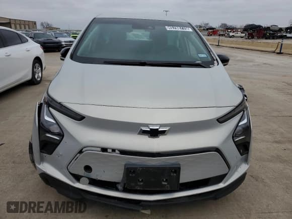 ✅ 2023 Chevrolet Bolt EV 1LT • VIN: 1G1FW6S04P4181933 • Lot: 45788775. Wystawiony na Copart z przebiegiem Nie podano. Bezpłatny archiwum sprzedaży aukcyjnych z USA i szczegółowy raport historii pojazdu na DreamBid. Zdjęcie 5.