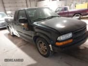 ✅ 2002 Chevrolet S-10 LS • VIN: 1GCCS19W628260671 • Лот: 41555365. Опубликован ранее на IAAI с пробегом 160 464 миль. Бесплатный доступ к архиву аукционных продаж из США и подробный отчёт об истории автомобиля на DreamBid. Изображение 1.