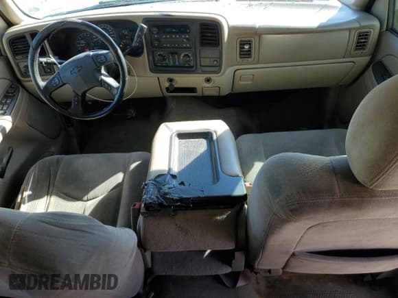 ✅ 2006 Chevrolet Tahoe LS • VIN: 1GNEC13V46J150147 • Lot: 45947745. Wystawiony na Copart z przebiegiem 297 554 mil. Bezpłatny archiwum sprzedaży aukcyjnych z USA i szczegółowy raport historii pojazdu na DreamBid. Zdjęcie 8.