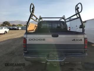 ✅ 1997 Dodge 1500 • VIN: 1B7HF13Y8VJ548175 • Лот: 78547814. Опубликован ранее на Copart с пробегом 133 167 миль. Бесплатный доступ к архиву аукционных продаж из США и подробный отчёт об истории автомобиля на DreamBid. Изображение 6.