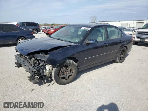 2007 Chevrolet Malibu 1LT z VIN 1G1ZT58F77F304138, wystawiony jako Copart lot #77487864 z przebiegiem 232 424 mil mil oraz Szkoda całkowita • Salvage title. Historia ofert i sprzedaży dostępna na DreamBid. Obrazek 1.