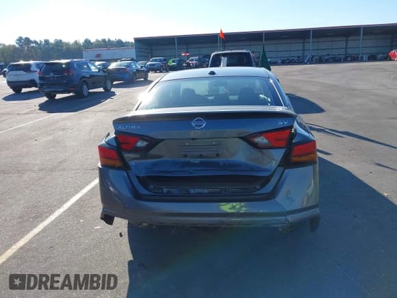✅ 2019 Nissan Altima SV • VIN: 1N4BL4DV8KC119547 • Lot: 43621027. Wystawiony na IAAI z przebiegiem 53 360 mil. Bezpłatny archiwum sprzedaży aukcyjnych z USA i szczegółowy raport historii pojazdu na DreamBid. Zdjęcie 16.