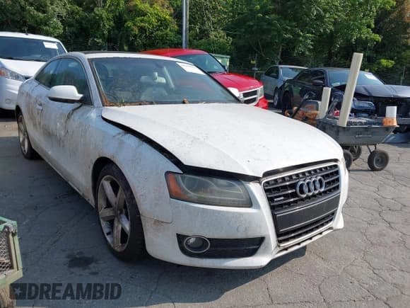 ✅ 2010 Audi A5 Prestige • VIN: WAUVKAFR9AA036757 • Lot: 42379915. Listed on IAAI with 237,283 mi. Free auction sales archive from the USA and detailed vehicle history report at DreamBid. Image 6.