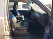 ✅ 2012 Chevrolet Suburban LT • VIN: 1GNSKJE77CR302438 • Lot: 43601904. Listed on IAAI with 162,986 mi. Free auction sales archive from the USA and detailed vehicle history report at DreamBid. Image 5.