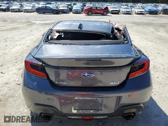 ✅ 2023 Subaru BRZ Premium • VIN: JF1ZDBB15P9702842 • Lot: 45871935. Wystawiony na Copart z przebiegiem Nie podano. Bezpłatny archiwum sprzedaży aukcyjnych z USA i szczegółowy raport historii pojazdu na DreamBid. Zdjęcie 10.